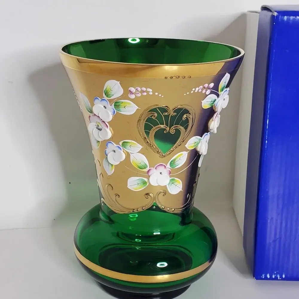 Vintage Emerald Green Bohemian Czech glass Vase in Excellent condition with box